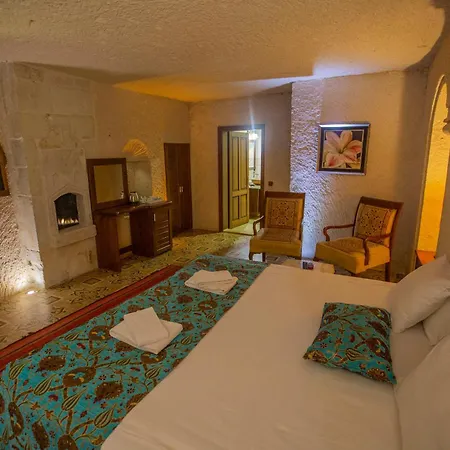 Hermes Cave 2*