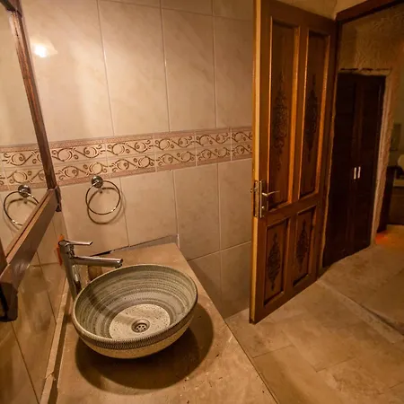 Hotel Hermes Cave