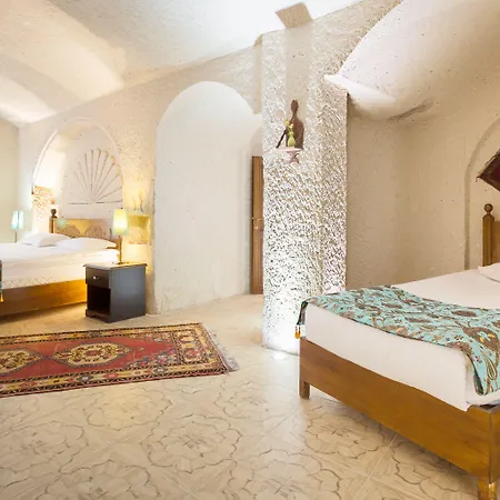 Hermes Cave Hotel