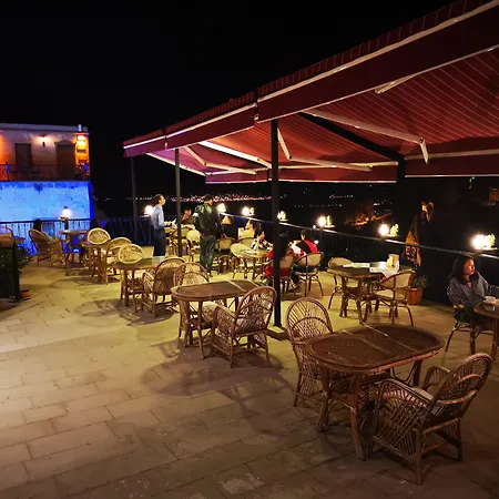 Hermes Cave Hotel 3*