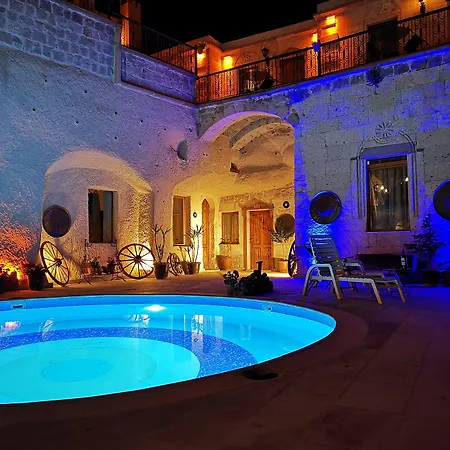 Hermes Cave Hotel 3*