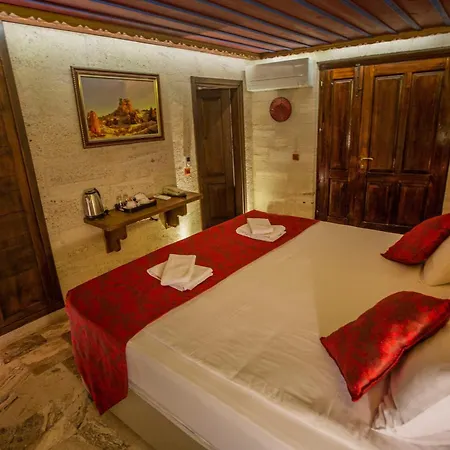 Hermes Cave Hotel