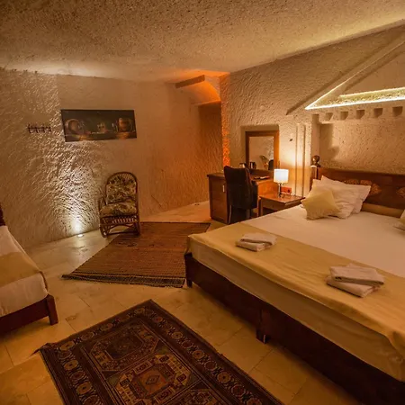 Hermes Cave Hotel