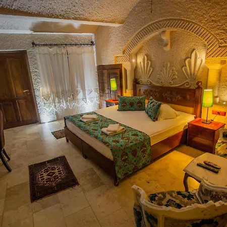 Hermes Cave Hotel 3*