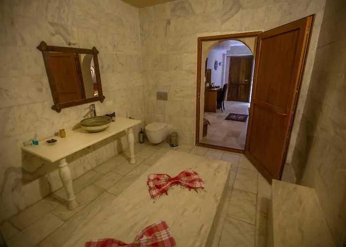 فندق Hermes Cave أُتْشيسار