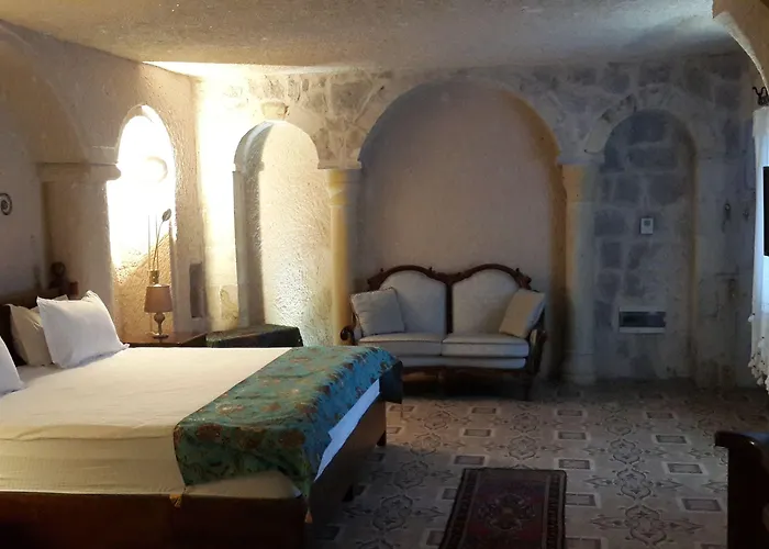 Hermes Cave Szálloda 3*
