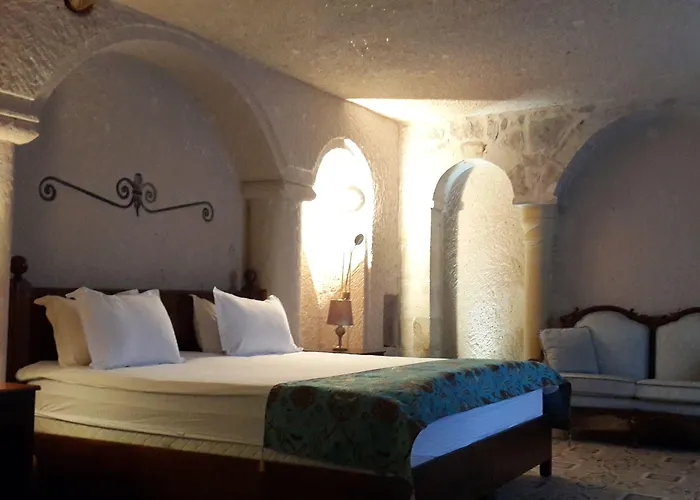 Hermes Cave فندق 3*