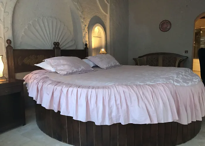 Hotel Hermes Cave 3*