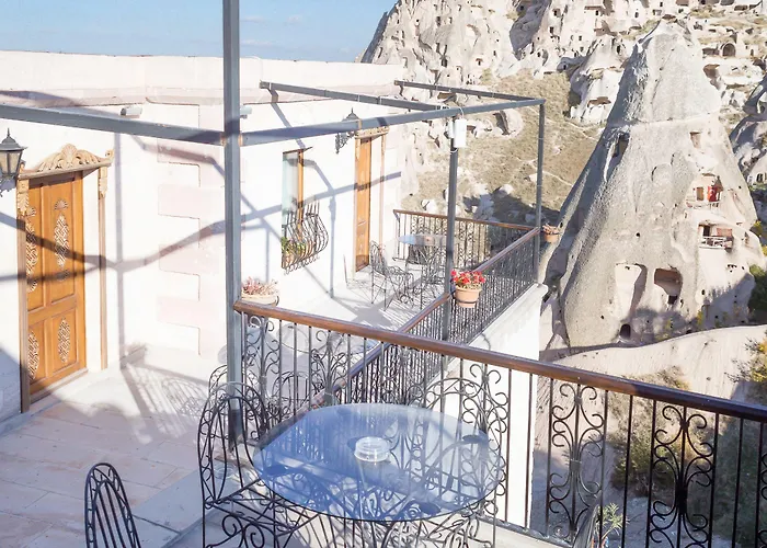 Hermes Cave Hotel 3*