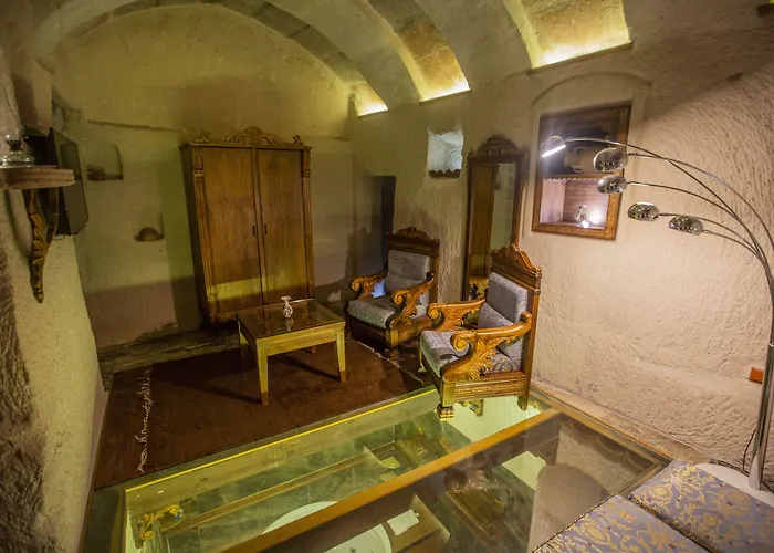 Hermes Cave Üçhisar